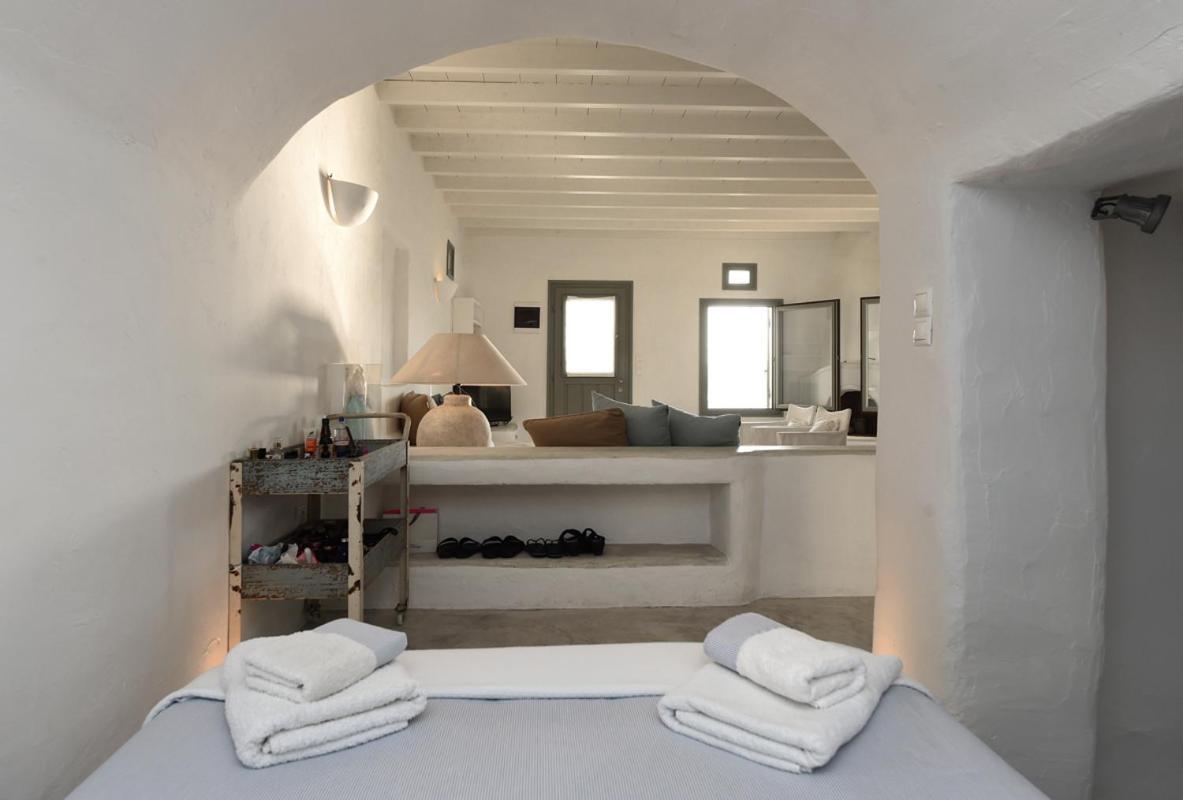 Ochre Dream, Beach Front & Sunset Villa Naousa エクステリア 写真