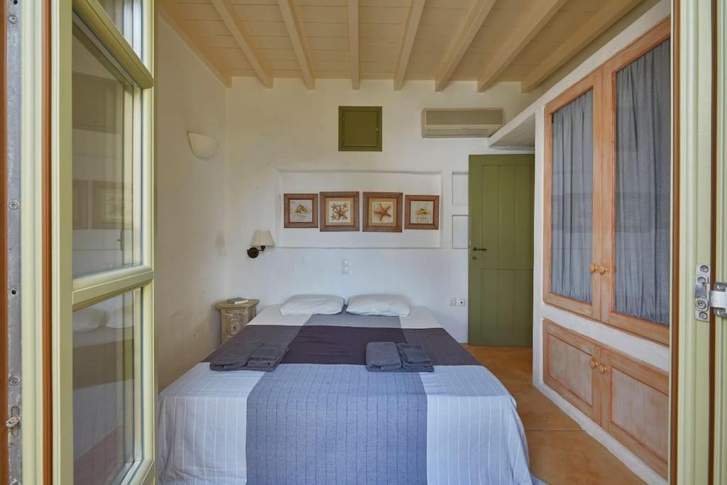 Ochre Dream, Beach Front & Sunset Villa Naousa エクステリア 写真